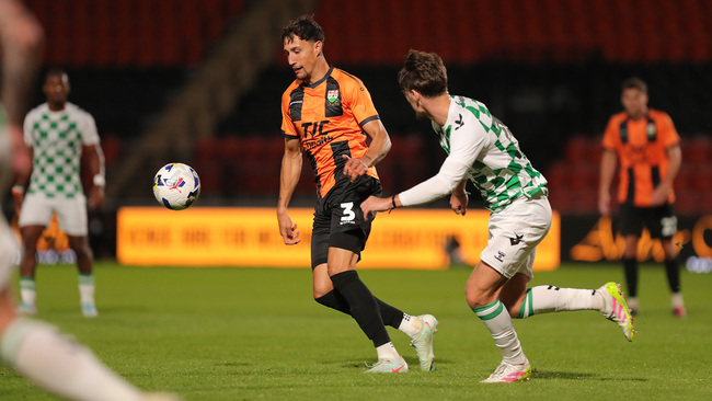 Màn so tài gay cấn giữa Barnet vs Newport County