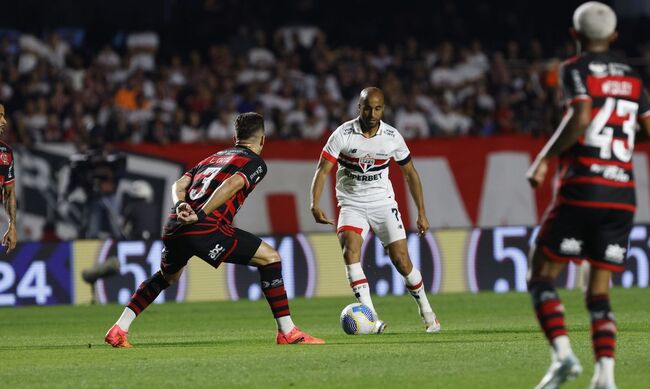 Màn so tài gay cấn giữa Flamengo vs Sao Paulo