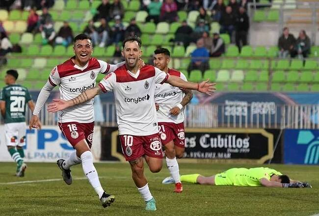 Màn so tài gay cấn giữa La Serena vs Santiago Wanderers